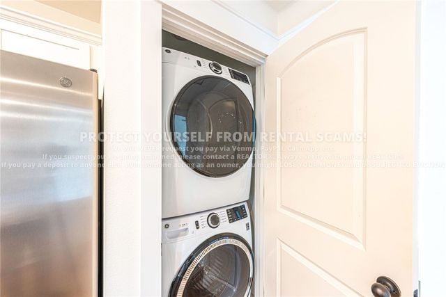 1394 W Cleveland Street, Fayetteville, AR 72701