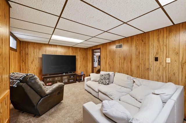 1403 8th Street, Reedsburg, WI 53959