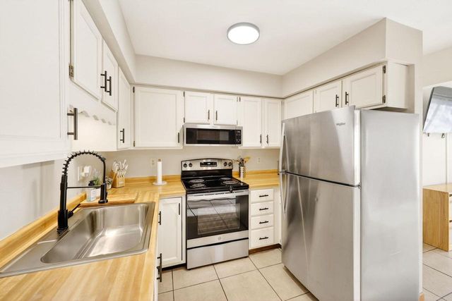 1403 8th Street, Reedsburg, WI 53959