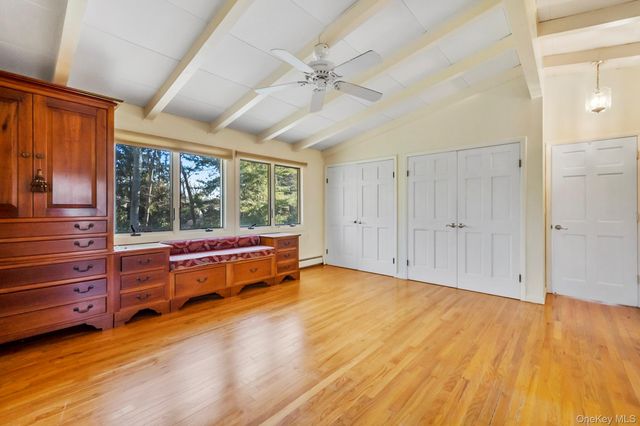 149 Munsell Road, East Patchogue, NY 11772