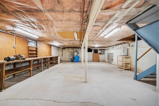 149 Munsell Road, East Patchogue, NY 11772