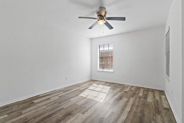 4906 Valley Mill Dr, Corpus Christi, TX 78413