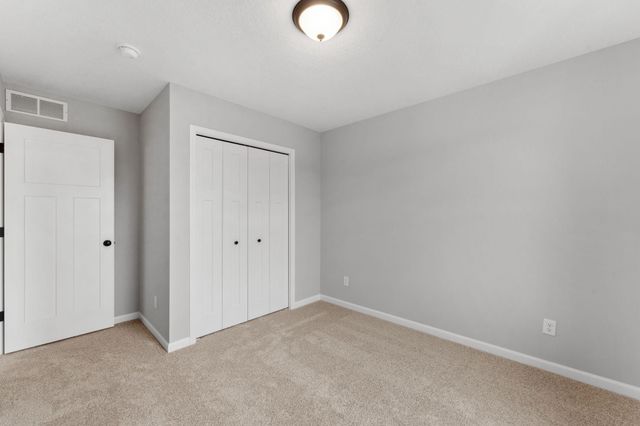 1524 Traverse Lane, West Saint Paul, MN 55118