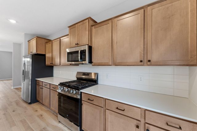 1524 Traverse Lane, West Saint Paul, MN 55118