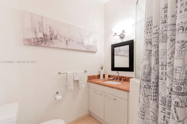 213 SW 11TH Street 213, Fort Lauderdale, FL 33315