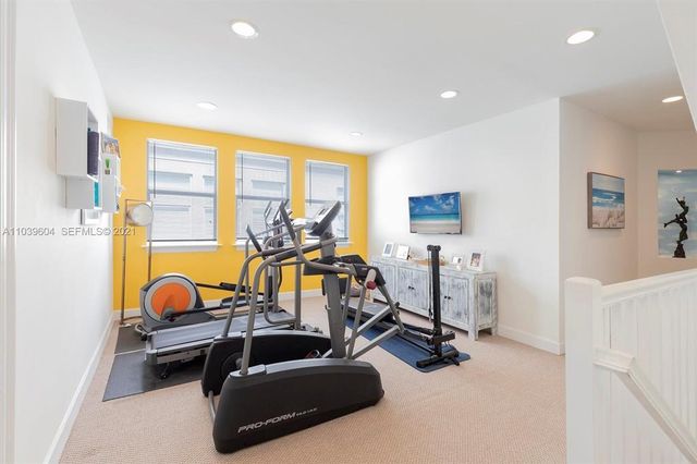 213 SW 11TH Street 213, Fort Lauderdale, FL 33315