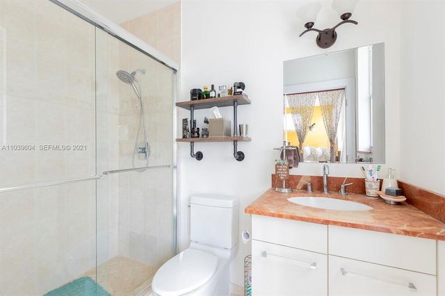 213 SW 11TH Street 213, Fort Lauderdale, FL 33315
