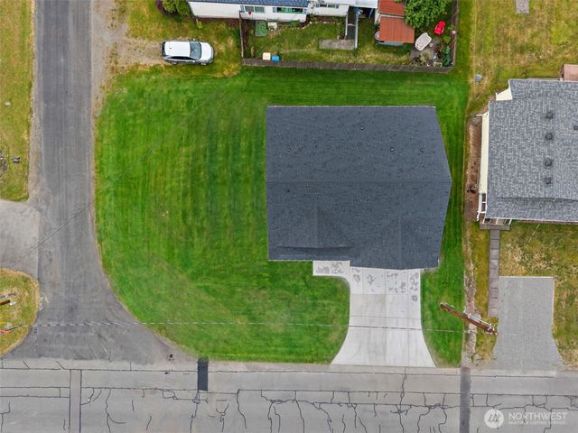 475 Garfield Ave E, Tenino, WA 98589