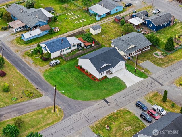 475 Garfield Ave E, Tenino, WA 98589