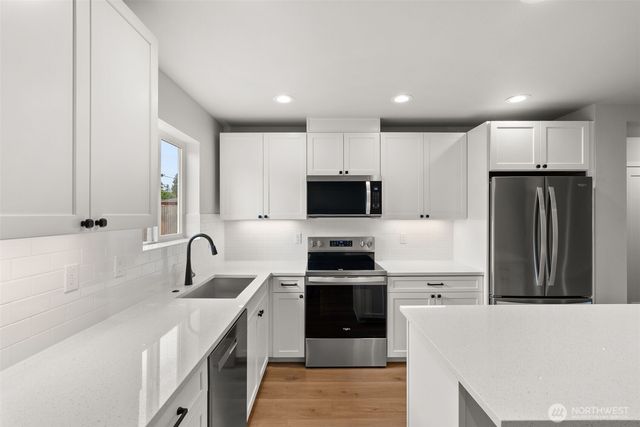 475 Garfield Ave E, Tenino, WA 98589