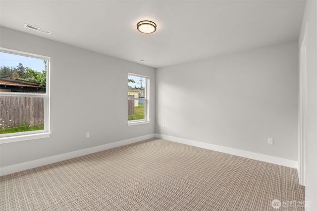 475 Garfield Ave E, Tenino, WA 98589