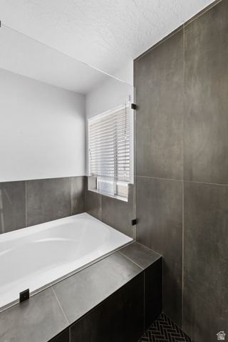 43 E BLUE RIVER DR, Draper, UT 84020