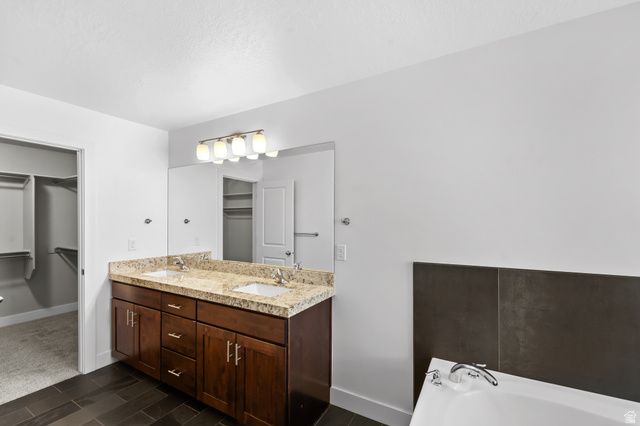 43 E BLUE RIVER DR, Draper, UT 84020