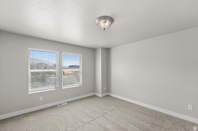 43 E BLUE RIVER DR, Draper, UT 84020
