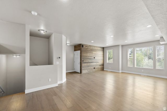 43 E BLUE RIVER DR, Draper, UT 84020
