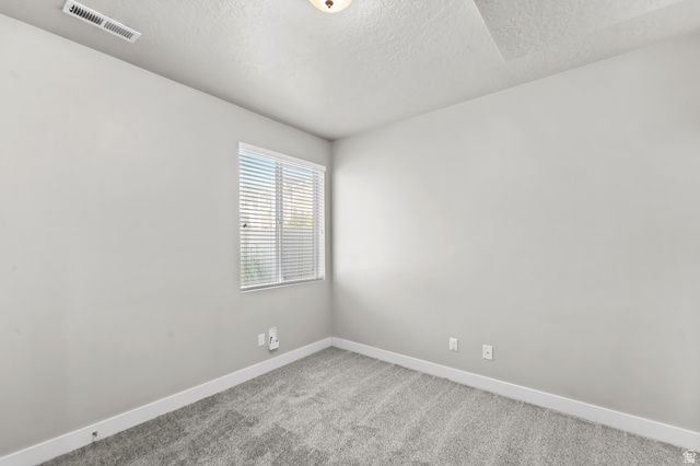 43 E BLUE RIVER DR, Draper, UT 84020