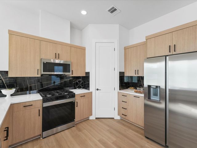 5306 Teodoro Lane, Houston, TX 77091