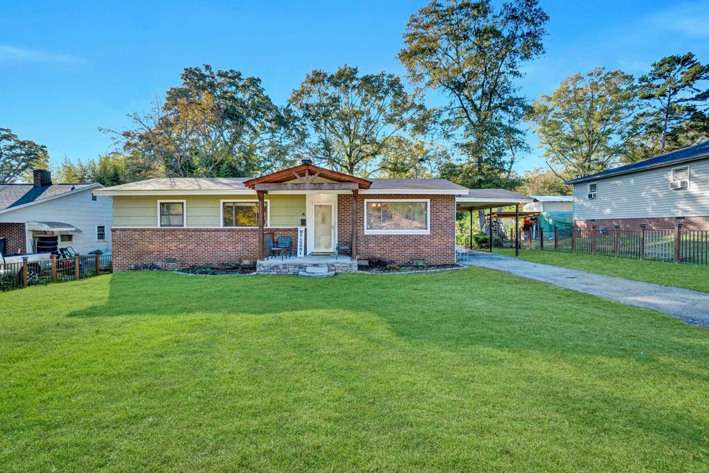 110 Chester Street, Spartanburg, SC 29301