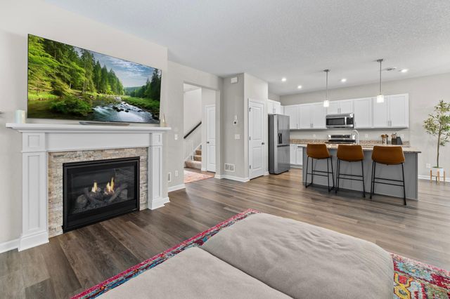 1529 100th Avenue NW, Coon Rapids, MN 55433