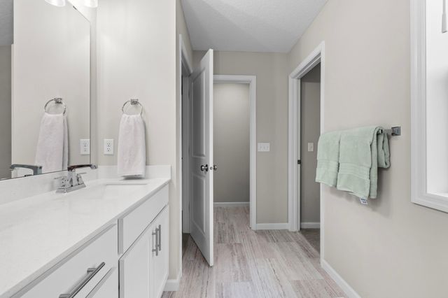 1529 100th Avenue NW, Coon Rapids, MN 55433