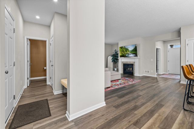 1529 100th Avenue NW, Coon Rapids, MN 55433