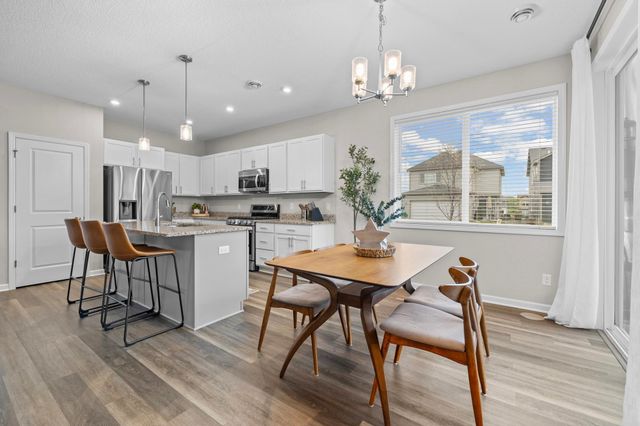 1529 100th Avenue NW, Coon Rapids, MN 55433