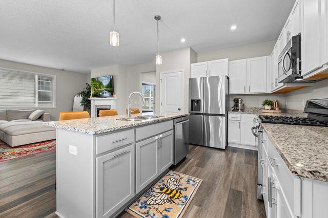 1529 100th Avenue NW, Coon Rapids, MN 55433