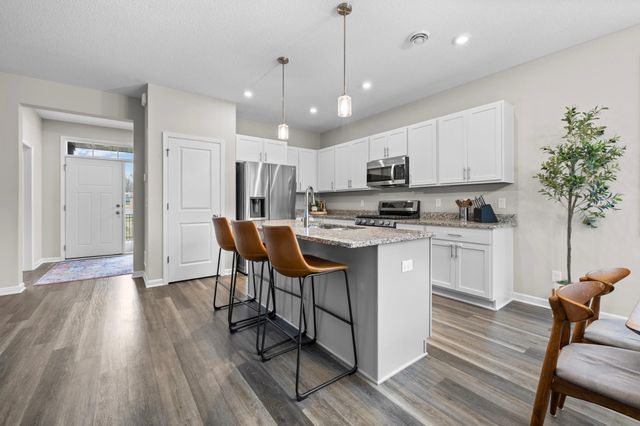 1529 100th Avenue NW, Coon Rapids, MN 55433