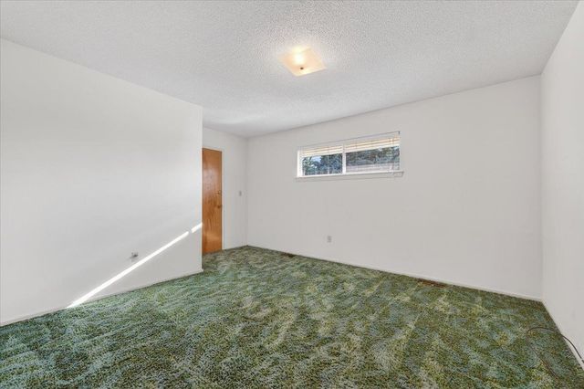 6112 E Montecito Avenue, Fresno, CA 93727