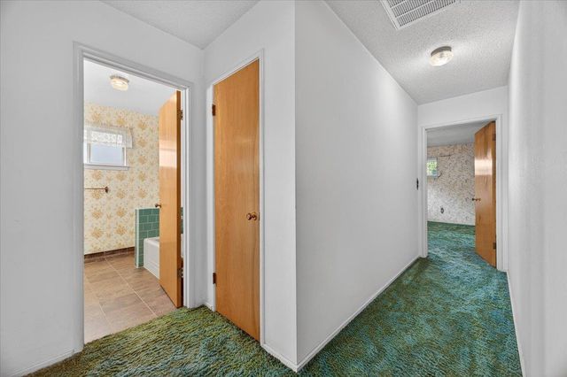 6112 E Montecito Avenue, Fresno, CA 93727