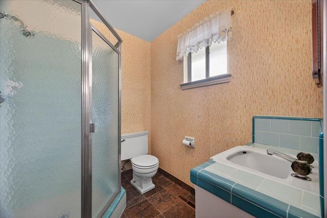 6112 E Montecito Avenue, Fresno, CA 93727