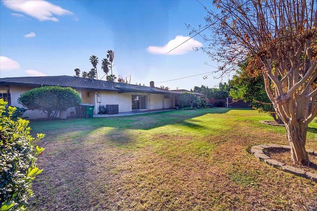 6112 E Montecito Avenue, Fresno, CA 93727