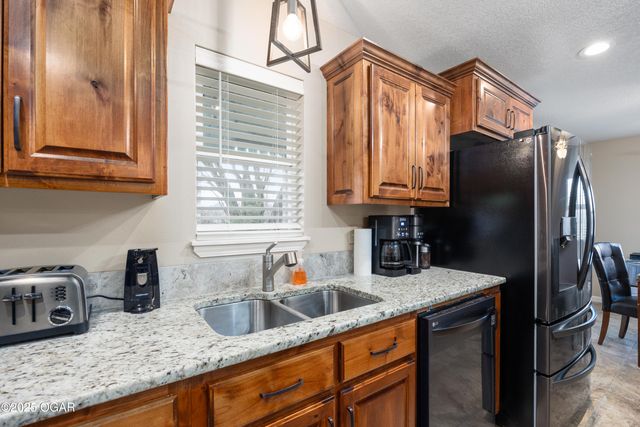 402 W Craig Road, Pittsburg, KS 66762