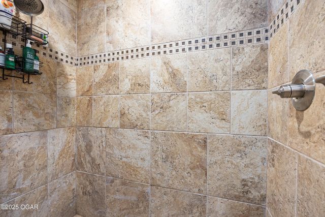 402 W Craig Road, Pittsburg, KS 66762