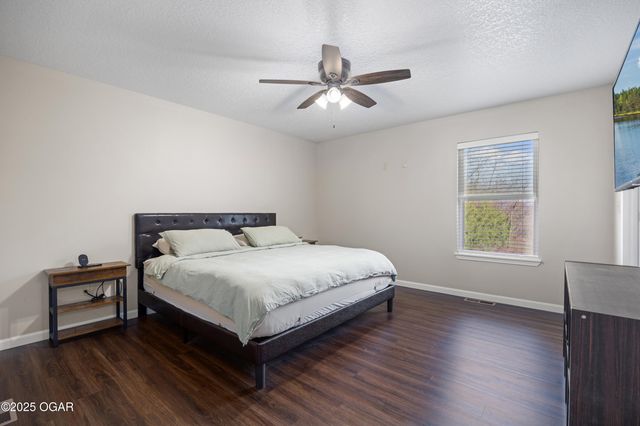 402 W Craig Road, Pittsburg, KS 66762