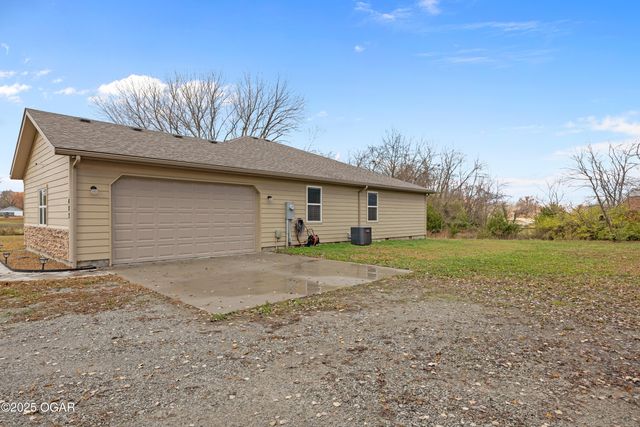 402 W Craig Road, Pittsburg, KS 66762