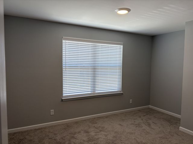 3722 Stormy Ln, Rockvale, TN 37153