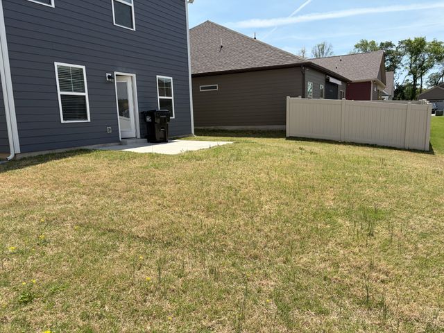 3722 Stormy Ln, Rockvale, TN 37153