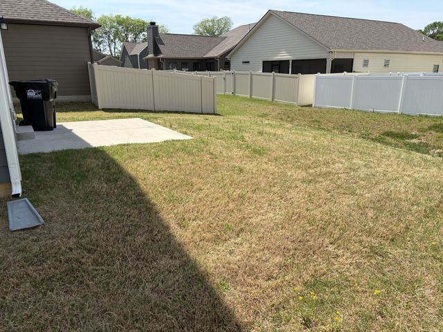 3722 Stormy Ln, Rockvale, TN 37153