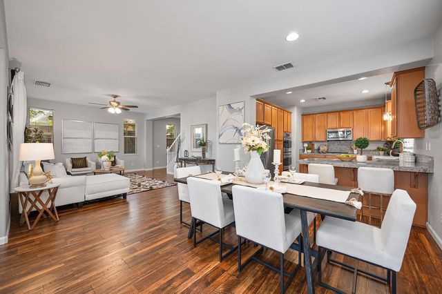 915 Campfire Cir, Rocklin, CA 95765