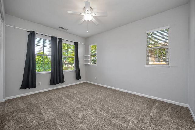 915 Campfire Cir, Rocklin, CA 95765