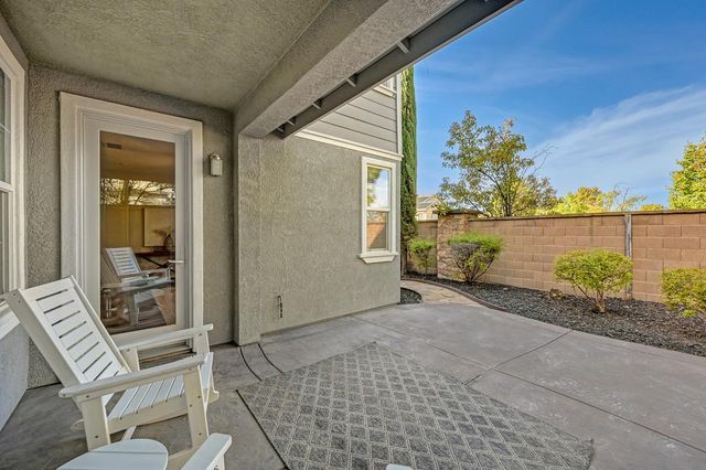 915 Campfire Cir, Rocklin, CA 95765