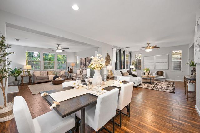 915 Campfire Cir, Rocklin, CA 95765