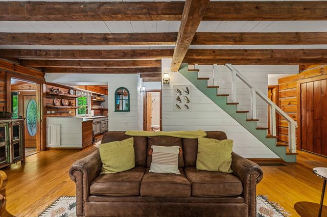916 Old Cashes Valley Road, Blue Ridge, GA 30513