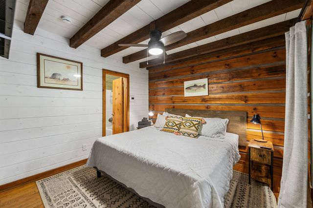 916 Old Cashes Valley Road, Blue Ridge, GA 30513