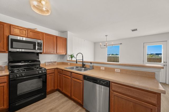 1189 Shadow Creek BLVD, Buda, TX 78610