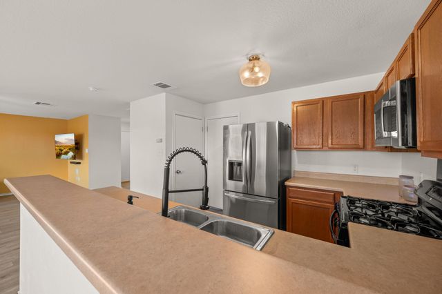 1189 Shadow Creek BLVD, Buda, TX 78610