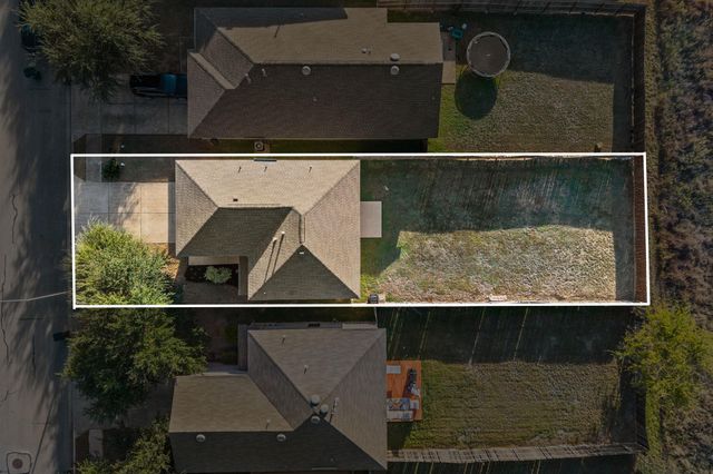 1189 Shadow Creek BLVD, Buda, TX 78610