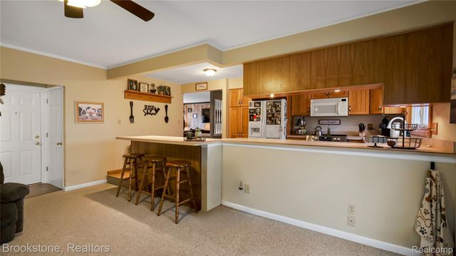 3992 Longmeadow Drive, Trenton, MI 48183