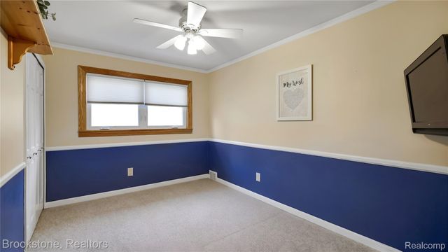 3992 Longmeadow Drive, Trenton, MI 48183